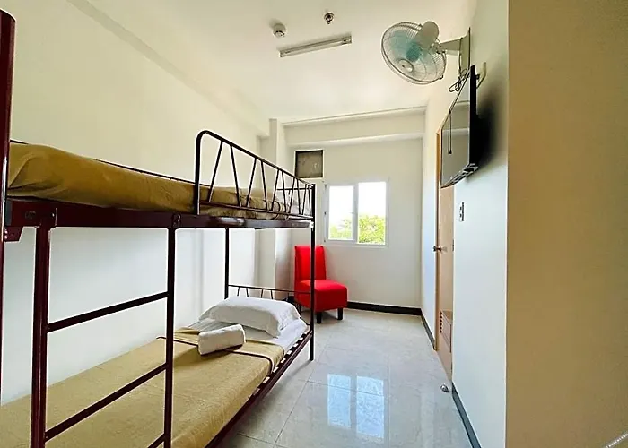 Hotel Mactan 2*